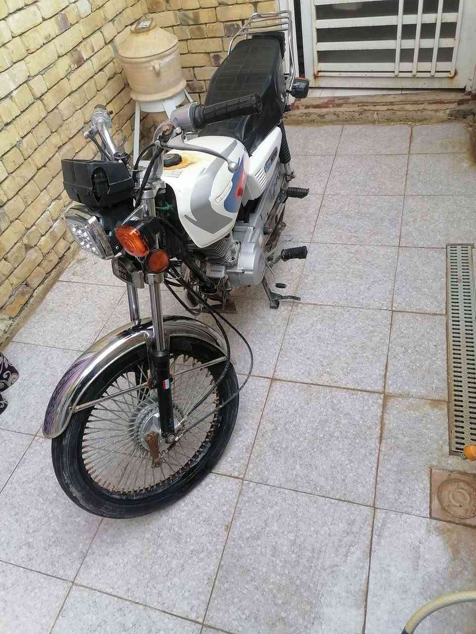 سلام عليكم دراجه نامه إيراني ارشا موديل 2020
بلاد مكفوله
أوراق اصولي الدراجه جاهزه على اخر حباية كل نقص مابيها كهربائيات كله شغال إشاير لايت زنون تايرات جاهزه
مكينه ناعمه تخبل

سعرها /// 625
  وبيها مجال قليل للشراي مو شراي لا تعبني


**إذا كنت صاحب هذا الإعلان وتريد حذفه لأي سبب، رجاءا أرسل رسالة إلى الدعم الفني**