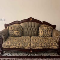 تخم زان مصري • ١٠ مقاعد