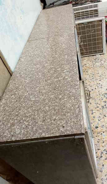 للبيع كاونتر 3قطع نضيف ،، كاونتر مرمر2قطع،، مكيف 2طن،، فرشه 6متر.. جامخانه،، تنور،، شيلمانه3 وربع،، الشراي يتصل👈***********
