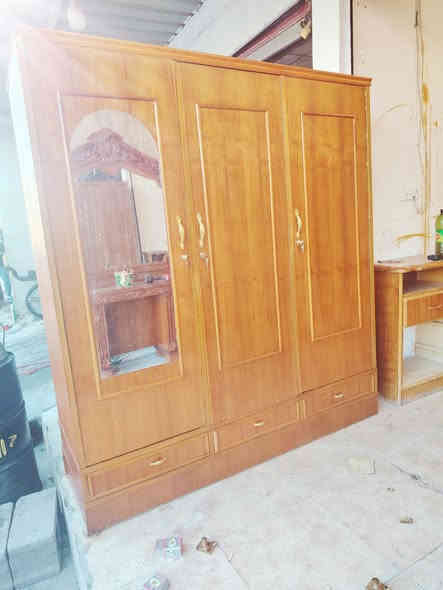 السلام عليكم✋
عرض خاص بس ١٧٥ الف🔒
كنتور 3 أبواب شغل درجه اولى نظافه 💯💯
للاستفسار وتساب *********** مباشر *********** 
ومستعدون لشراء الغرف النوم المستعمله و الكناتير
