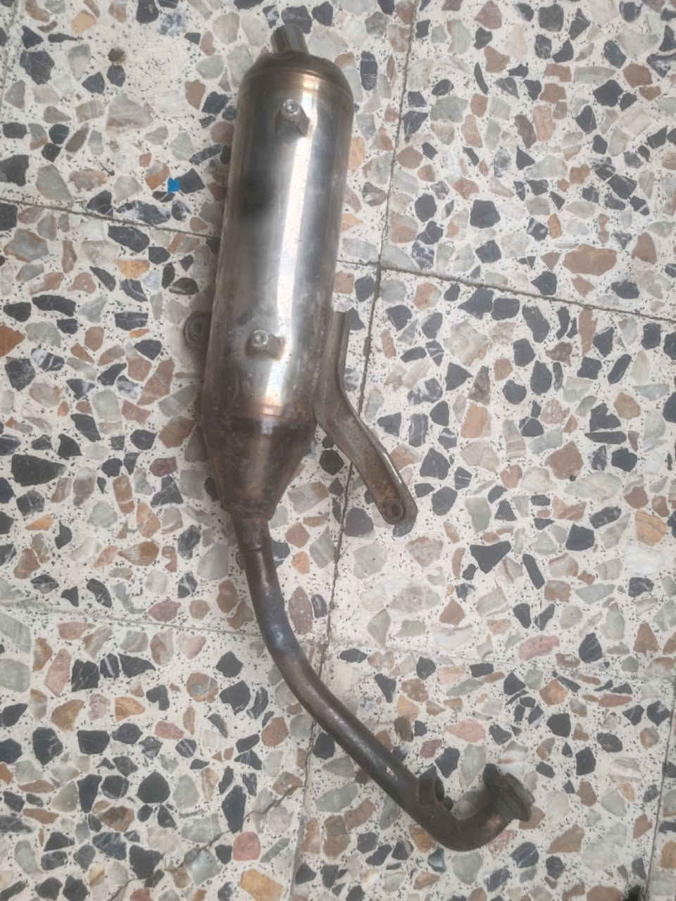 سلام عليكم صلنصه سكنس جبلي رياضي بي لحيم قليل للبيع سعر خاص مكاني مدينه
رقمي ***********
