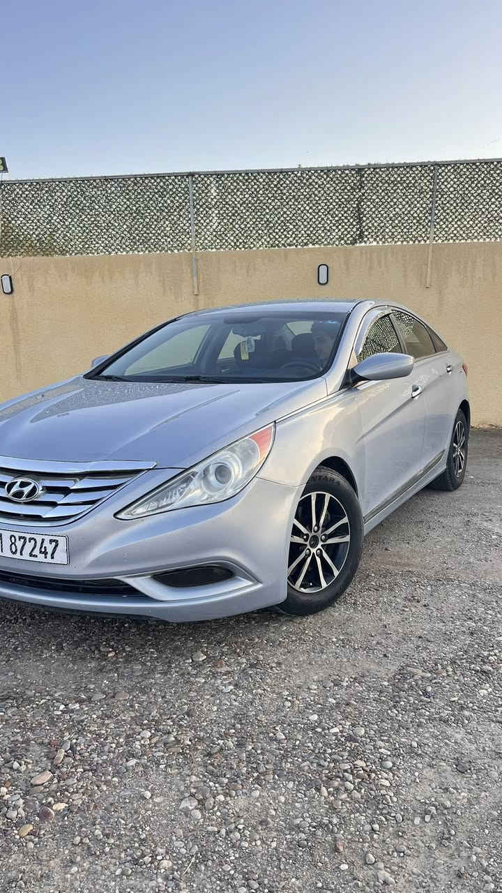 كل عام وأنتم بألف خير احبتي❤️
سوناتا ٢٠١٢ وارد امريكي كفاله عدا الجاملغ الايسر الامامي انشخط ورشيته مثل ما واضح بسونار بدون بارد السيآره بدون شخوط جديده لون بحري مكينه ٢٤٠٠ وكير بلاديات تخم تاير وصدر وتبرد جاهزه سعرها ب١٠٣ ماكو هيج سعر بهيج نضافه. مكاني دجيل
***********
