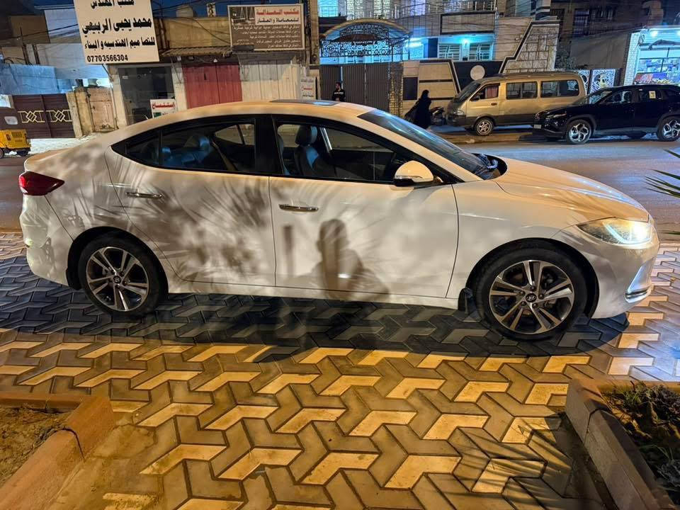 النترا 2018 خليجي اربيل بأسم شركة دلير خسرو سمايل مكفولة ماشية 155 كم السيارة بيها بارد نزلت صورته وبيها طخات والسنوية ساقطة من ال 2023 مكان السيارة بغداد السعر 145

***********
