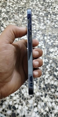 ايفون 13 برو • ٢٥٦ جيجا • كسر بالظهر