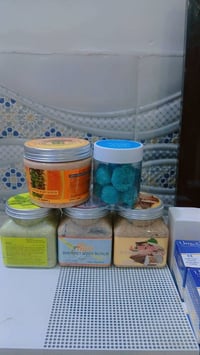 منتجات تجميل • مكياج • عناية شخصية • تصفية منتجات • منتجات اصلية • نوا...