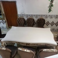 ميز طعام مستخدم للاستفسار الرقم  07812777882