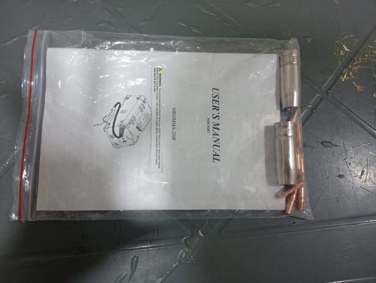 مكينة لحيم طك كارتون جديده ومفحوصه الحديثه 2 في1 مك و ولدن قوه 250 حديد بس ب125 مع التوصيل على اول تم بالعافيه واتساب ***********
