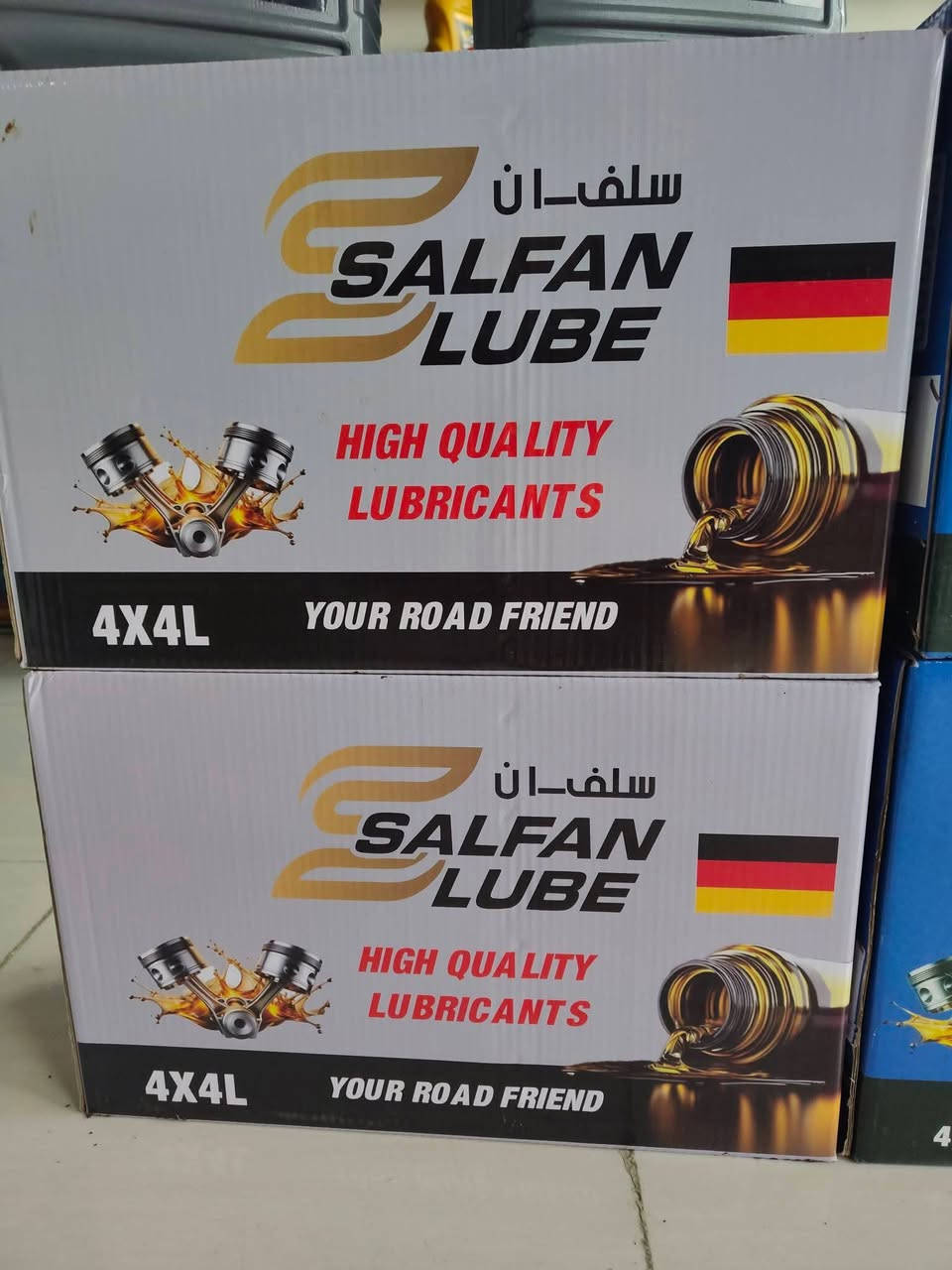 🔥 مو كل زيت يحمي محركك…

لكن لما تختار سلفان لوب – SALFAN LUBE
فأنت تختار القوة… والثبات… والعمر الأطول لمحرك سيارتك.
في الطرق الطويلة…
وفي حرارة الصيف القاسية…
ومتلائم مع الوقود العراقي...
محركك يحتاج زيت يعتمد عليه..

💥 سلفان لوب
زيت محركات بجودة عالية ومحسنات متطورة

مصمم ليمنح محركك:
✔️ حماية أقوى من التآكل
✔️ أداء ثابت في أقسى الظروف
✔️ عمر أطول للمحرك
✔️ كفاءة عالية لمحركات البنزين والديزل

📦 الأحجام المتوفرة:
▪️ 4 لتر
▪️ 5 لتر

🚚 توزيع لكافة المناطق
💰 أسعار منافسة للمحلات والجملة

📞 للحجز والطلب:
 
***********
