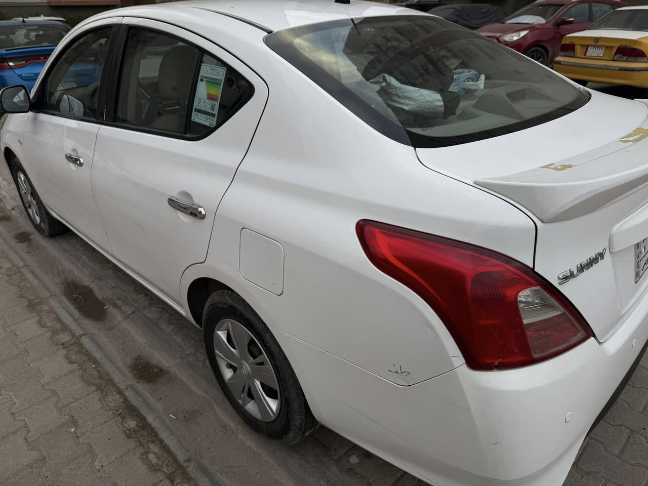 سني موديل 2020 ماشيه 70 الف استخدام بيت عليه ادامه كمله صدر وتايرات جديد مكاني بغداد بدون تبديل 
بيه سونار  مسوي من المندلاوي سعر    ((( 106)) مجال بسيط جدا 
***********
