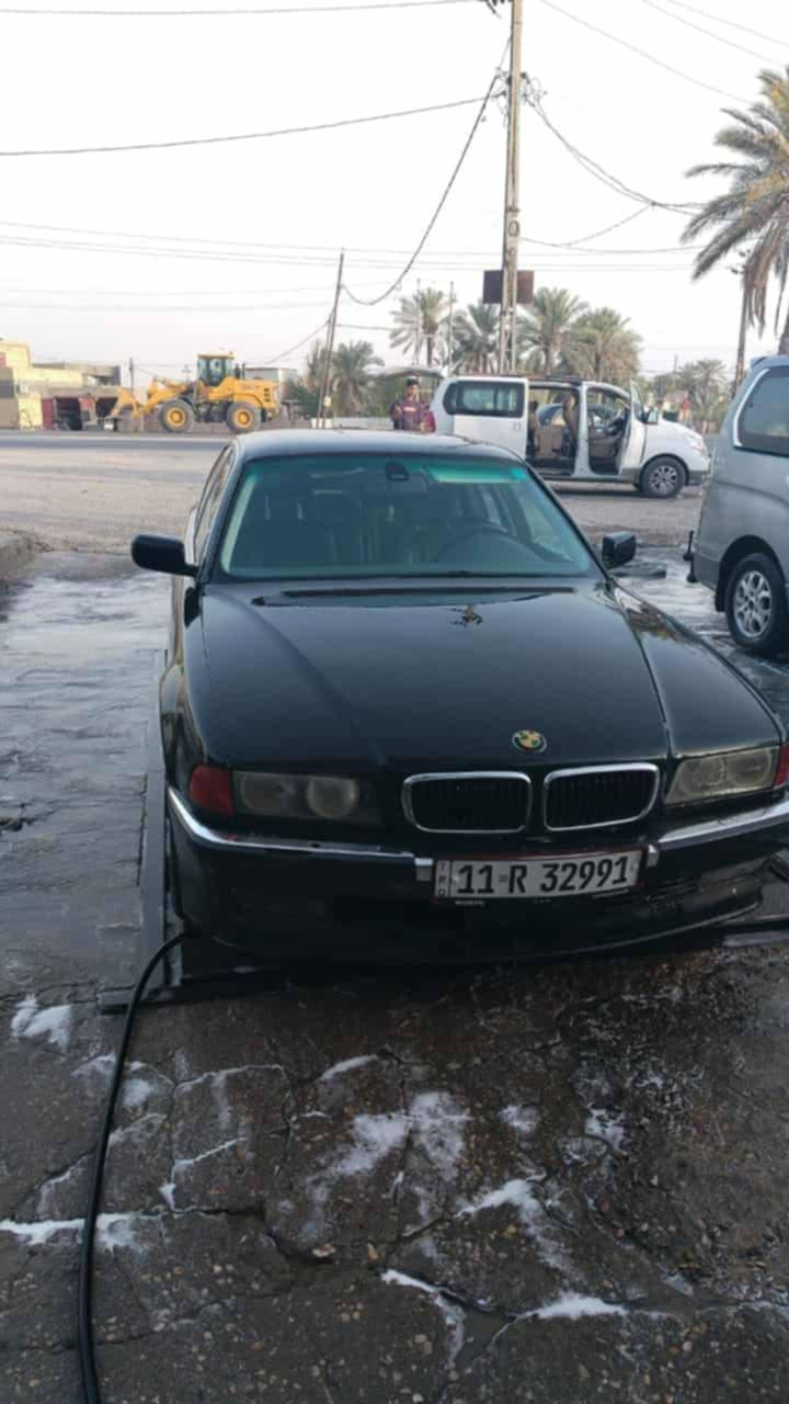 740 موديل 95 السعر 68
كير+ حداديه + تخم تاير مصار اسبوع من كملتهم

غرفتها حلوه 

رقم بغداد ب اسمي

مصفره غرامات

مكاني ناصريه تجي تكلبها وتشوفها ما تعجبك تاخذ عيوني وتروح السياره موصله اكثر بس هسه محتاج و اريد ابيع 

***********
