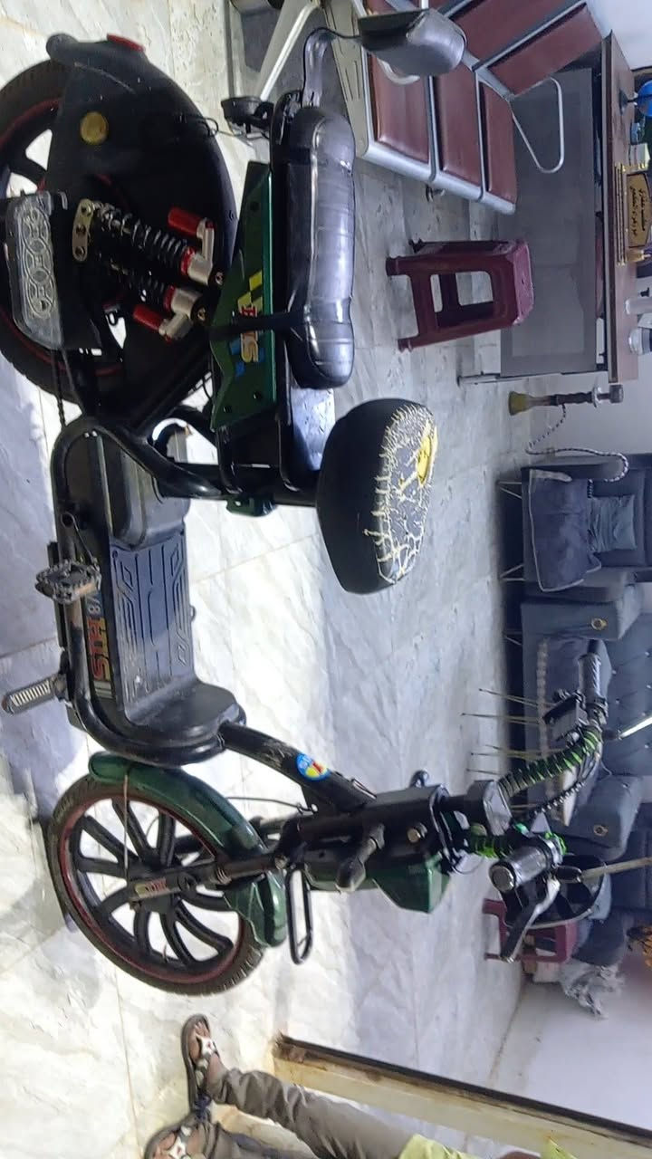 دراجه شحن R9 250 اتصال عل رقم *********** بسعر مناسب التفاصيل عل خاص 
العنوان بغداد الشعب
