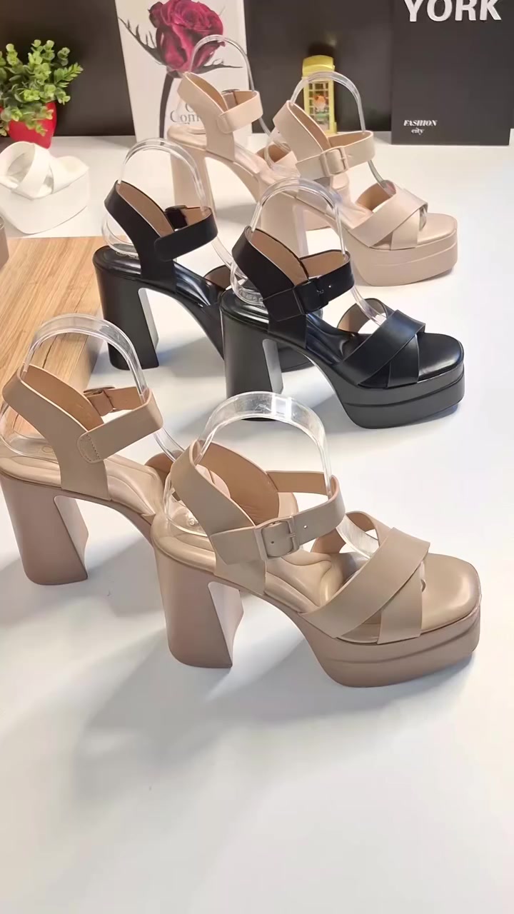 توفر لدينا حديثا حذاء  فلوريتان طبي وزن صفر

الارتفاع 13

القياسات 37.38.39.40.

الموديل الثاني القياس المتوفر 

الابيض 40

الاسود 39.40

العسلي 38.39.40

الجوزي 36.38.39

للحجز والاستفسار مراسلة الصفحة

للحجز السريع واتس اب ***********

تتوفر خدمة توصيل كافة محافظات
