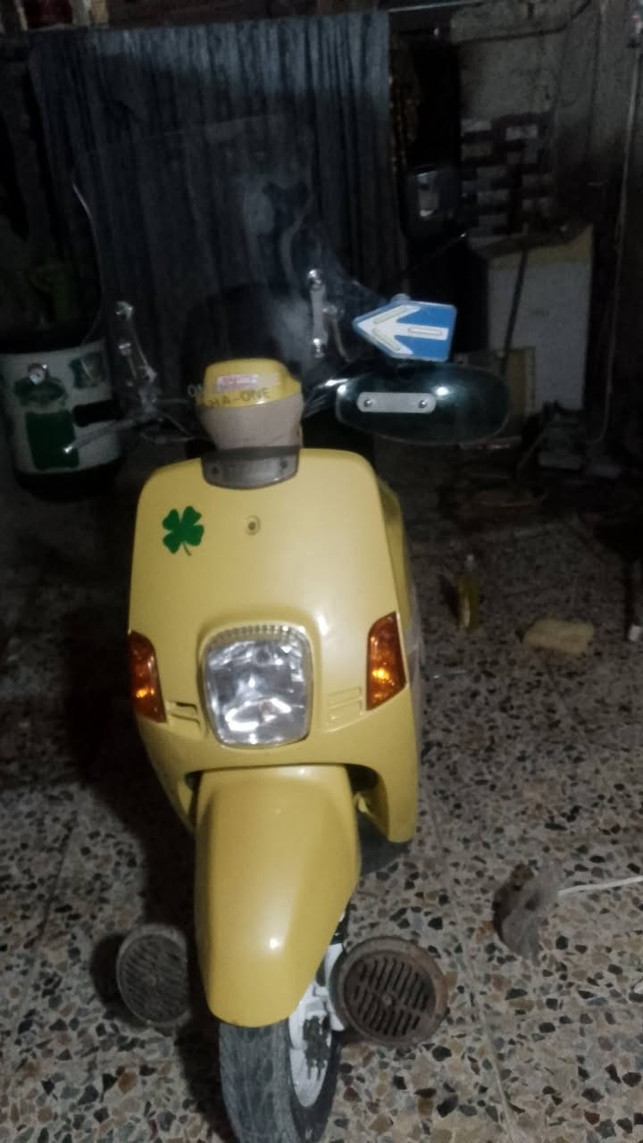 السلام عليكم دراجه بوليس سفره الحاضن حليفه السعر واحد و200 ***********
