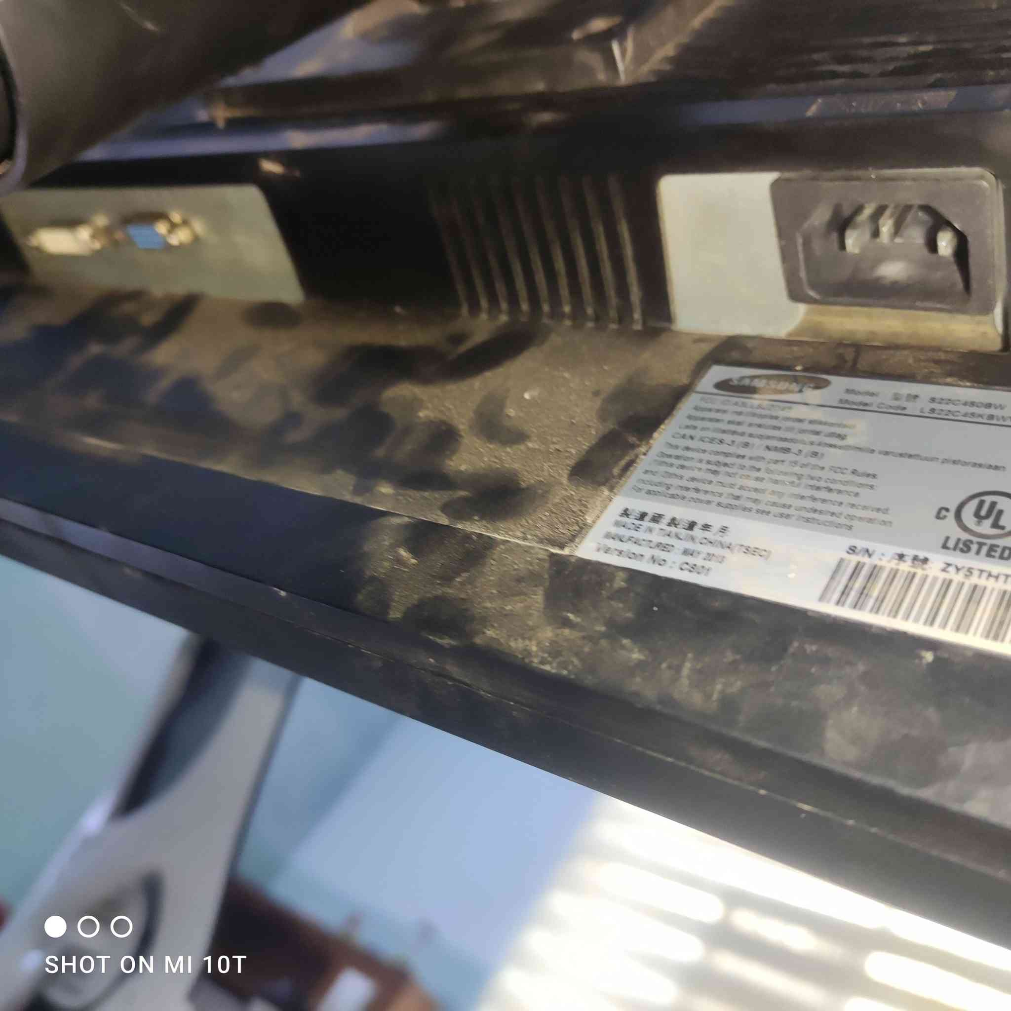 📺 شاشة سامسونگ S22C450 للبيع
شاشة نظيفة وتشتغل 100% بدون أي مشاكل
المقاس 22 إنج مناسبة للكمبيوتر، الدراسة، الشغل، أو الاستخدام اليومي
🔹 الدقة: عالية وواضحة
🔹 الألوان: ممتازة ومريحة للعين
🔹 المنافذ: VGA + DVI
🔹 مناسبة للألعاب الخفيفة والتصفح والشغل المكتبي
📌 السبب: عدم الحاجة
📍 المكان: (موصل )
💰 السعر: 45 الف  قابل للتفاوض
للمهتمين مراسلة خاص 📩
***********
واتس
