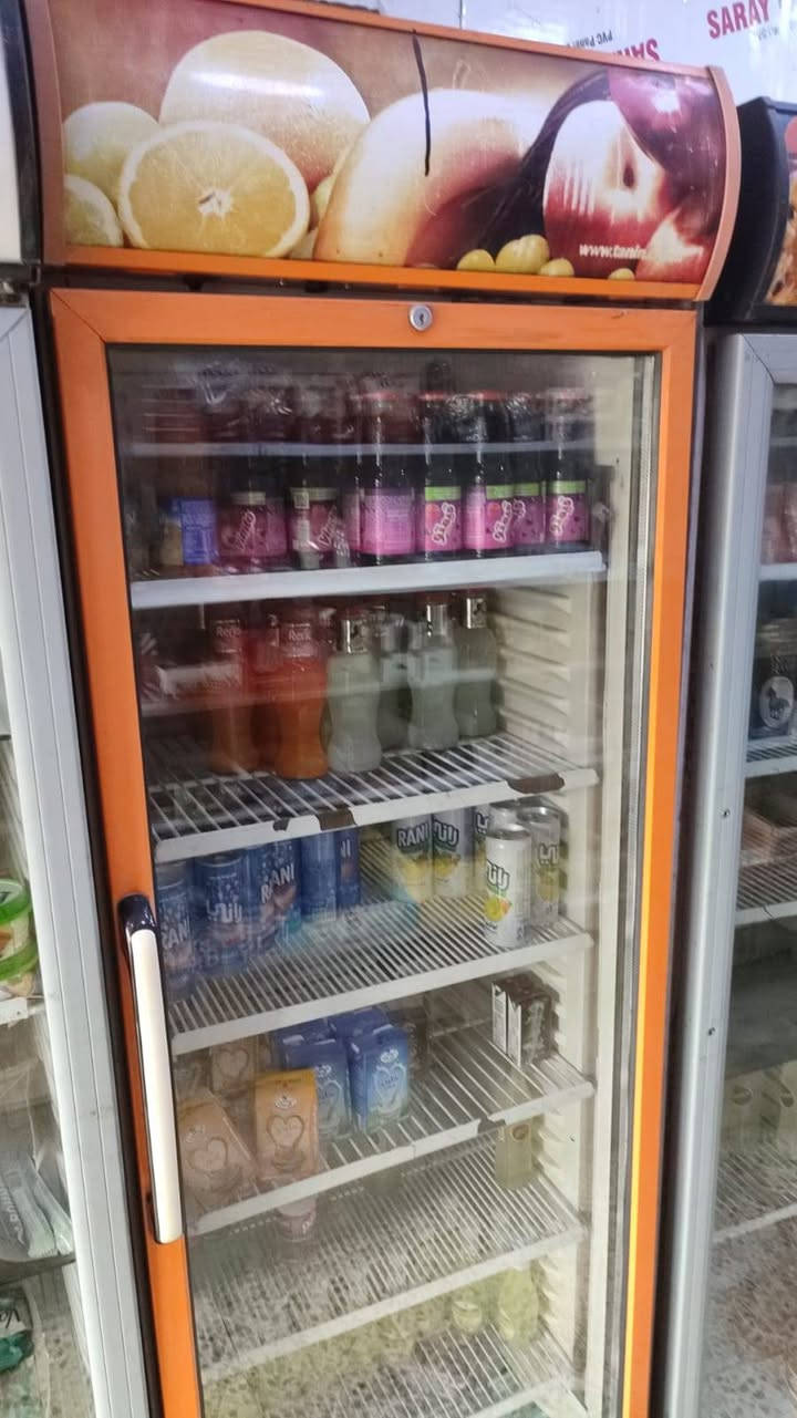 سلام عليكم بردات أسواق شغاله مابيه اضرار لبيع السعر ٢٥٠ الوحده المجمده ٣٥٠ وبيهن مجال المكان الكاظمية


**إذا كنت صاحب هذا الإعلان وتريد حذفه لأي سبب، رجاءا أرسل رسالة إلى الدعم الفني**