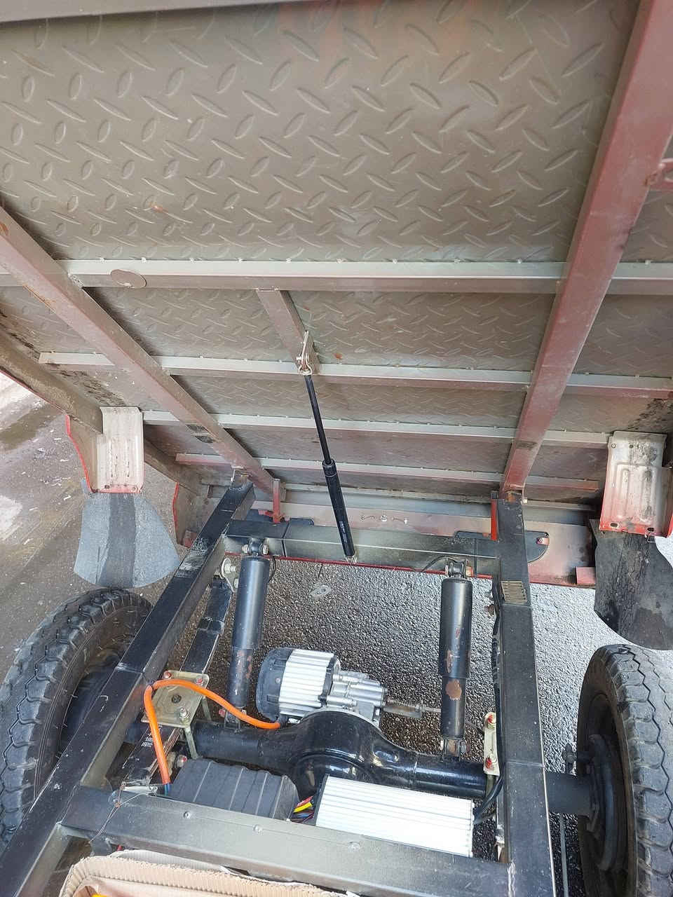 البيع الحجم الكبير مابيه اي نقص جاهزه بطاريات فول  سعر 950 بيه مجال شي بصيط سكن بغداد متواجد خاص او هاذه رقمي تحياتي ***********
