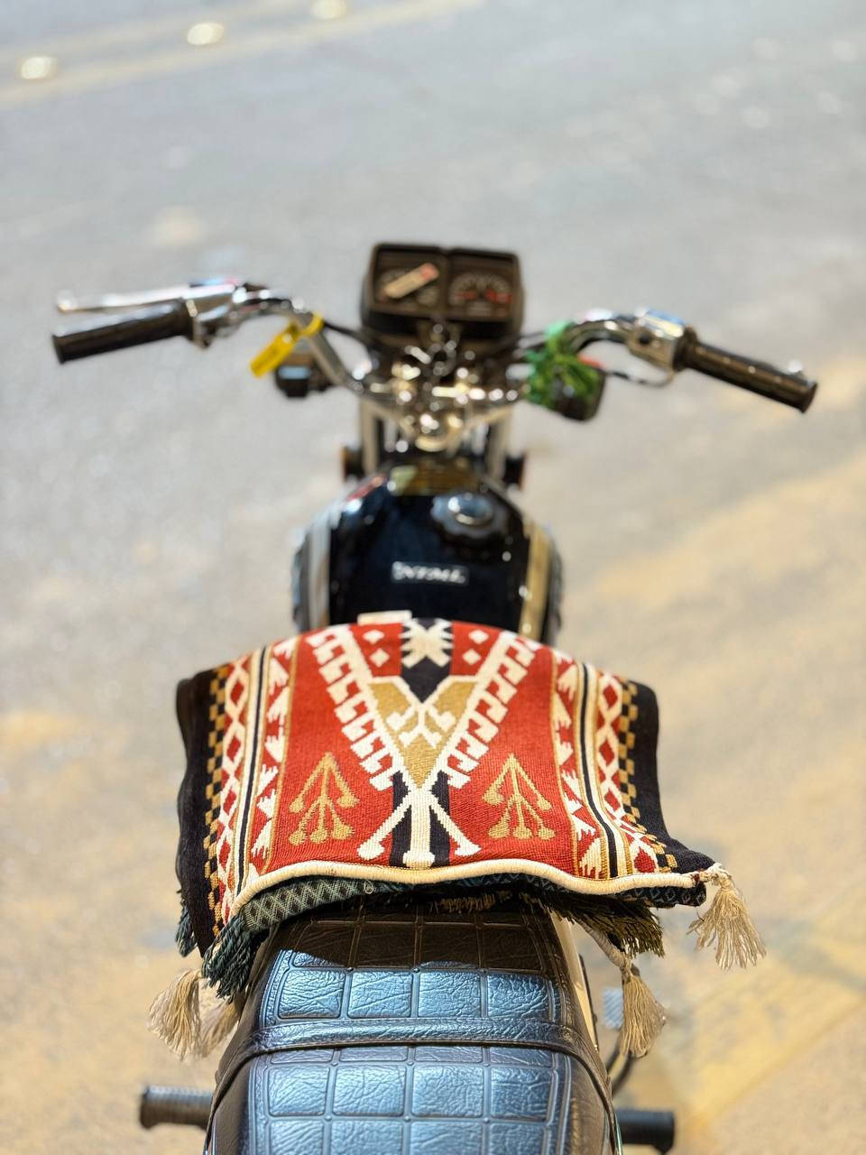 سلام عليكم نامه امتياز موديل ٢٦طلعته على أيدي من لمعرض دراجه جاهزه وكامله من كلشي أوراقه بسمي كهربائيات كله شغاله ما ناقصه اي شي 
سعر 725وبيه مجال للطيبين 
مكاني كربلاء 
***********
