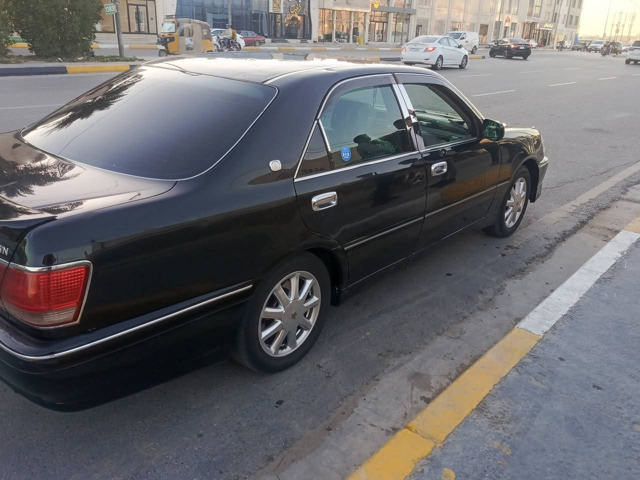 سلام عليكم لبيع ملكه موديل 2001مدفوع كمرك وضربه باقي بس فلوس الرقم تخم تاير بل كرتون كفاله عامه من كصه وضربه ونقل ول عيب الشرعي دفور الجبير شاصي 75تبريد ثلج سعر 105وبيه مجال ول شراي يتصل وبي خير ويدلل ***********
