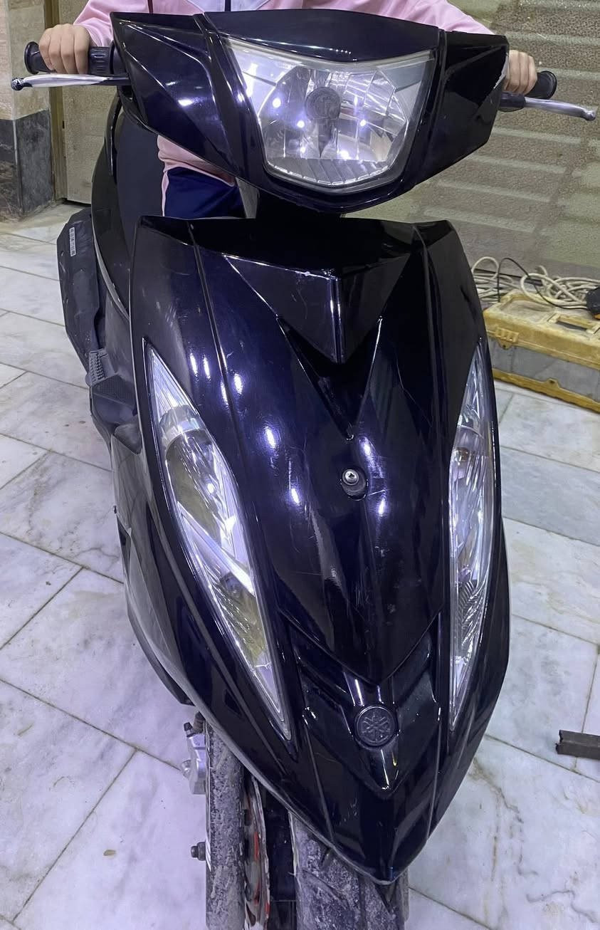 السلام عليكم دراجة جي تي ار رمبة نوزل قبل ١٠ ايام نزلت من الرمبة دراجة نضيفة وقوية لكطة كفر اصلي ومكينة مامفتوحة شرط الفحص مستحيل تلكة هيج نضافة السعر مليون و٣٠٠ وبيه مجال بسيط للتواصل *********** 
مكاني بغداد الدورة شارع المصافي
