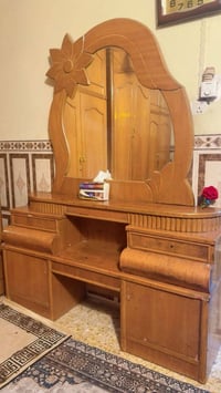 غرفه صاج للبيع نضيفه السعر مليون وبيه مجال للتواصل ٠٧٨١٣٩٩١٠٩٤