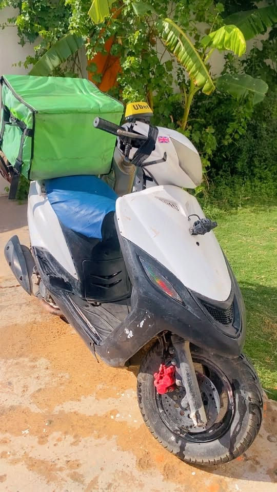 دراجه 🚴 ماكس 140نضيفة للبيع
300 وبه مجال او مراوس بايراني مستعجل للبيع***********
