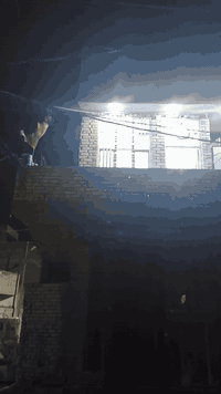 شقه للايجار خلف كراج بغداد تحتوي على غرفة نوم وصاله ومطبخ وصحيات  اي ا...