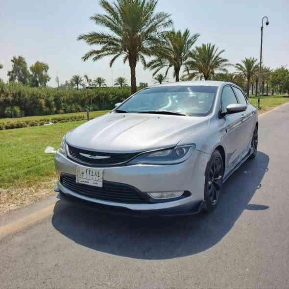 السلام عليكم كرايسلر c200 2015 للبيع سته سلندر السياره S فول مواصفات عدا البانوراما رقم بغداد مكانها بغداد الدورة للاستفسار ***********
