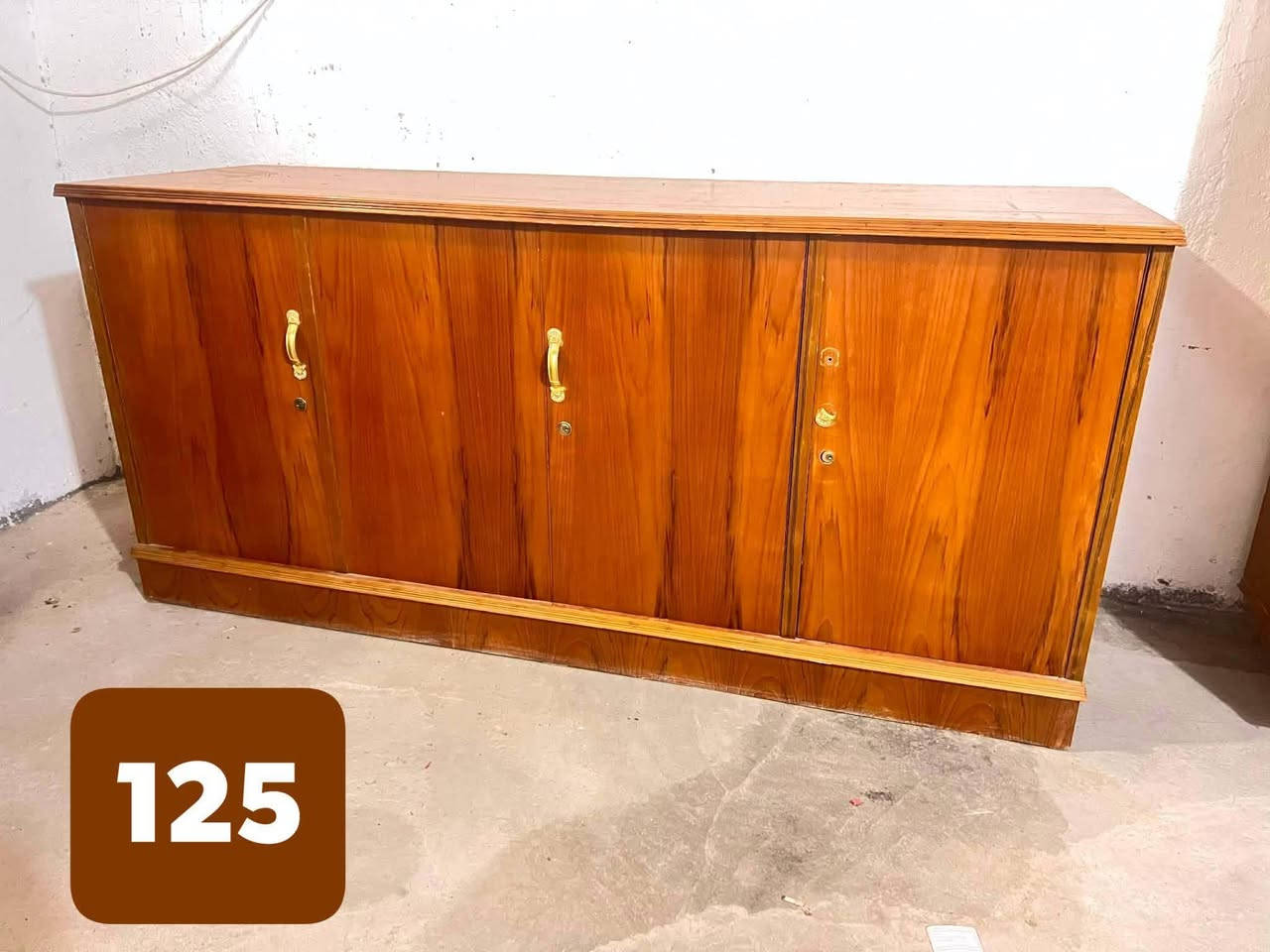 بوفيه للبيع سعر ١٢٥
ديالى منطقه سيف سعد بالخدمي مقابل محطه الكهرباء الجديده قرب جسر الغالبيه مقابل مكتب لمسات العماره للمقاولات
***********
***********
