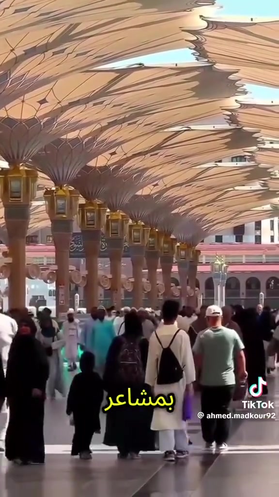 🕋 رحلةٌ إلى الرحمن... تبدأ بخطوةٍ منك
مقدمة:
اجعل هذا العام بدايةً لرحلةٍ تغيّر القلب وتطمئن بها النفس.
رافقنا إلى بيت الله الحرام في برنامج متكامل يجمع بين الراحة، والطمأنينة، وحسن الخدمة، بإشراف مرشدين ذوي خبرة ليكون تركيزك على العبادة فقط.
✨ برنامج العمرة يشمل:
🕌 3 ليالٍ في المدينة المنورة.
🕋 7 ليالٍ في مكة المكرمة (منطقة المحبس).
👳‍♂️ مرشد ديني وإداري طوال الرحلة.
🤲 زيارات دينية.
🛍️ زيارات تسويقية.
🎉 جولات ترفيهية.
🎁 هدايا متنوعة.
🍽️ الطعام والتصريف اختياري حسب رغبة المعتمر.
💰 السعر: 750.000 دينار عراقي فقط
📍 العنوان: الأمين الثانية – المعلمين – شارع صيدلية ركن الرئاسة.
📞 للحجز والاستفسار: محمد قدوتنا أبو أيوب العبودي ***********
عبارة ختامية قوية:
لا تؤجل أمنيتك... فربما تكون هذه الرحلة بدايةً لدعاءٍ مستجاب، وذنبٍ مغفور، وقلبٍ مطمئن.
🌿 محمد قدوتنا... ثقةٌ ترافقكم إلى بيت الله الحرام.
