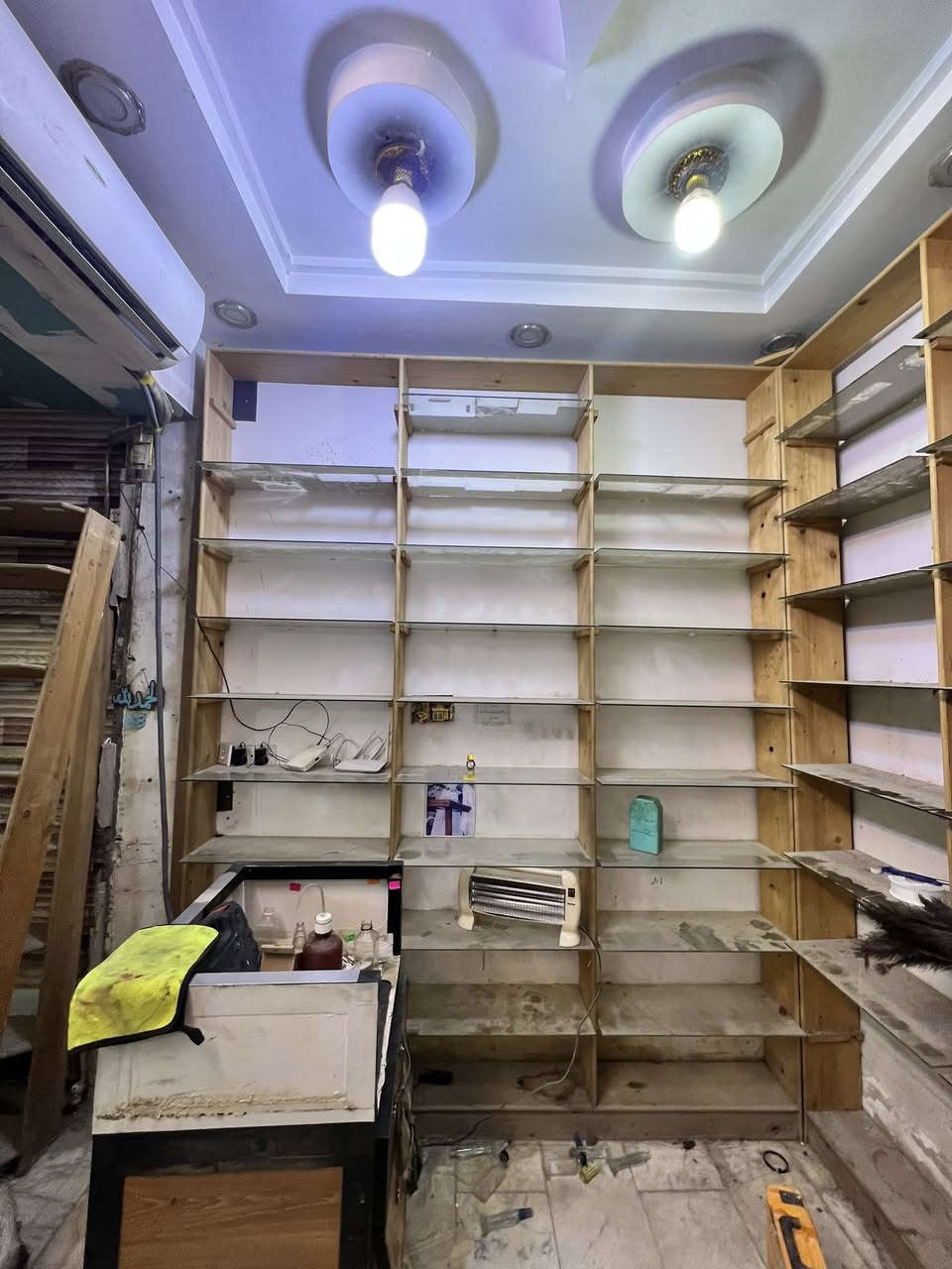 السلام عليكم
رفوف للبيع مكاني بغداد قيم السعر وادخل خاص متواجد واتس اب ***********
