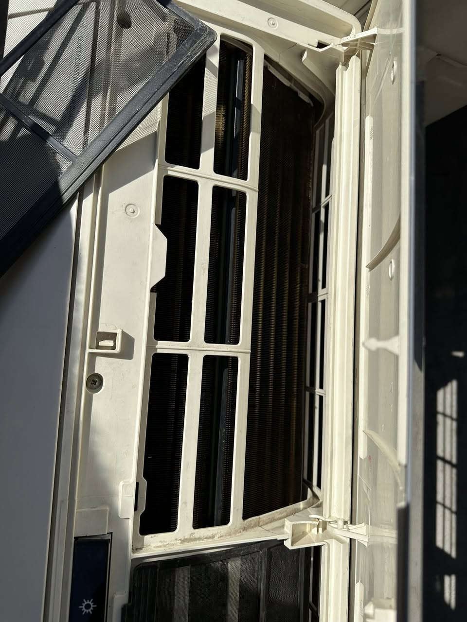 السلام عليكم عندي هذني 3 اجهزه جداري ثنين ومكيف كلهن سعة 2 طن السبالت واحد نوع توسوت والثاني نوع كارير مقفول غازهن ومغسولات وياهن بليته وريمونة بدون بوري والمكيف شغال مابي اي شي بس بي ليك نوم المتين رايدهن ب ٥٥٠ ابيع شلعه وحده وهذا رقمي *********** 
مكاني كربلاء
