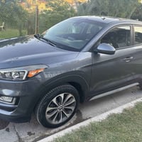 توسان 2019 وارد كندي حادث بسيط صبغ باب سايق فقط  بدون ايرباك   ماشيه 1...