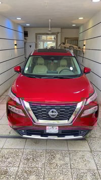 2023 SL AWD ماشية 15  بانوراما  كامرات 360 درجة  مري قلاب وية البك راد...