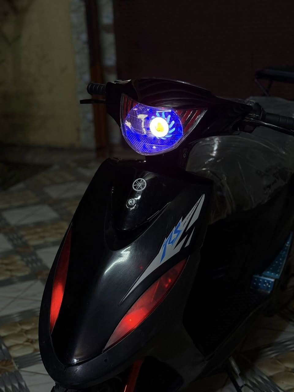 السلام عليكم 
دراجة ماكس للبيع كفالة عامة لا تنقيص لا دخان مختمة مكينة 49 بلاد كلجات رياضي (مو تجاري ) شيال رياضي دبل  خلفي امامي رياضي قبق عنابر رياضي الدراجة نظيفة وجاهزة على آخر حباية شغالة نگرة سلف شوكت ماتريد تخم تاير جديد كهربائيات كلها شغالة مكاني ديالى بعقوبة
للاستفسار اكثر اتصل على الرقم ***********
