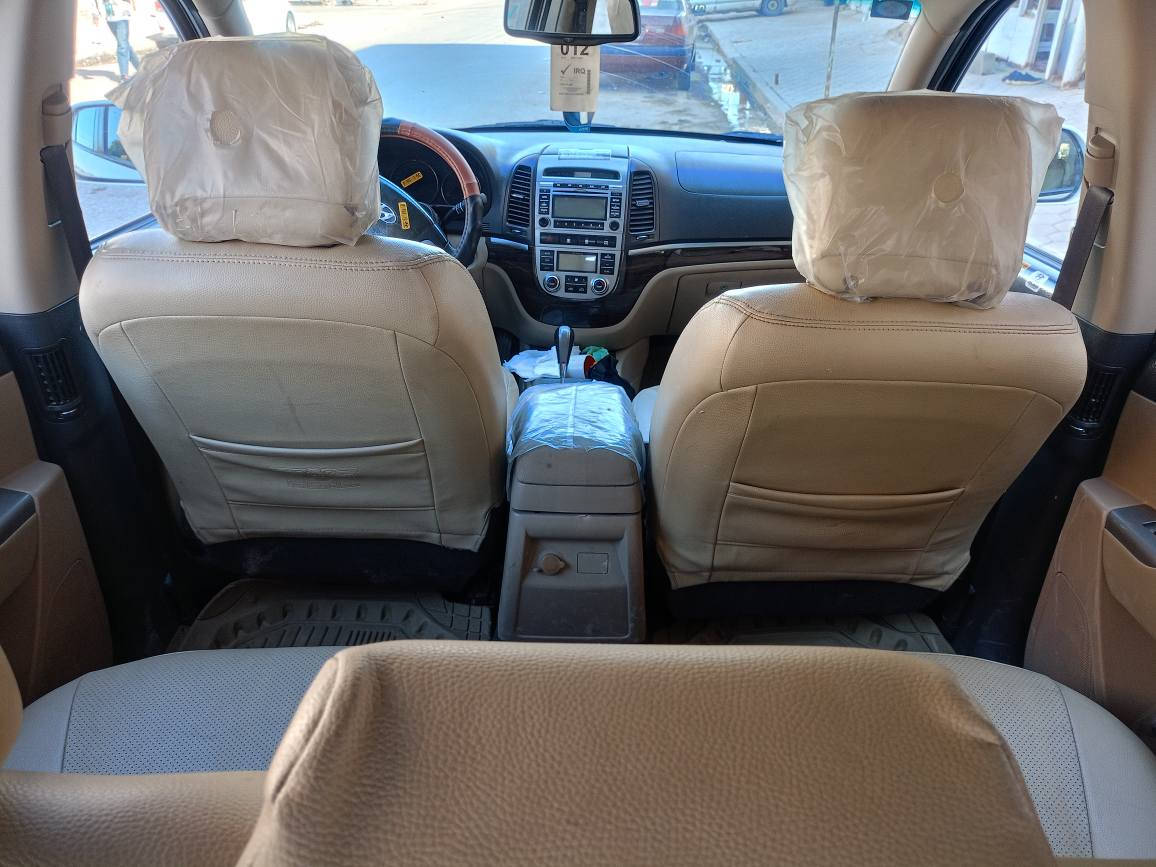 هونداي سنتافي فول  بصمه فتحه تبريد 3 قطع كفاله عامه من كلشي مكينه 3000 مكفوله كير مكفول كدامكم بالصوره السياره خير من الله بيع فقط غير متواجد عل فيس *********** النجف, العراق
