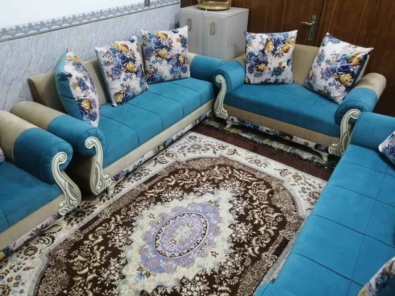 غراض جدد للبيع


**إذا كنت صاحب هذا الإعلان وتريد حذفه لأي سبب، رجاءا أرسل رسالة إلى الدعم الفني**