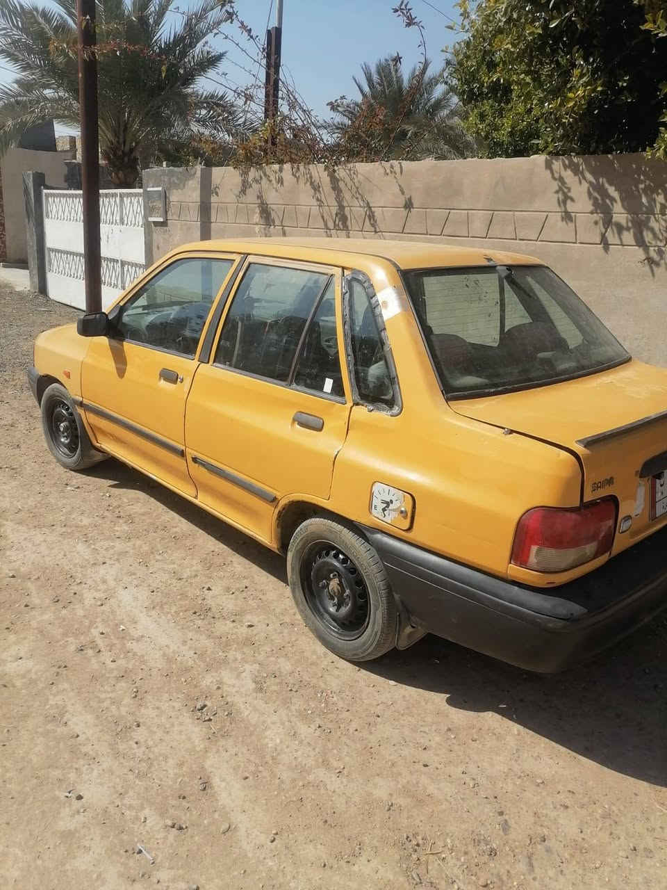 السلام عليكم. سايبه موديل ٢٠١١ بغداد/ بلاديه حلوه السيارة خير من الله
مكينه جديده كير نضيف صدر جديد تتبريد ثلج كهربائيات كله تمام/انريد تحويل. سعرهه ٢٦ وبيهه مجال 
مكانهه بابو غريب ابو منيصير ***********
