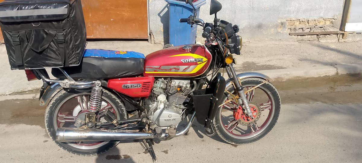 السلام عليكم  دراجه ايراني للبيع 5 كير  اوراق كامله درجه مكفوله مكينه بلادي موديل 23 سعر 450 وابيه مجال  مكان الدور ابودشير رقم ***********
