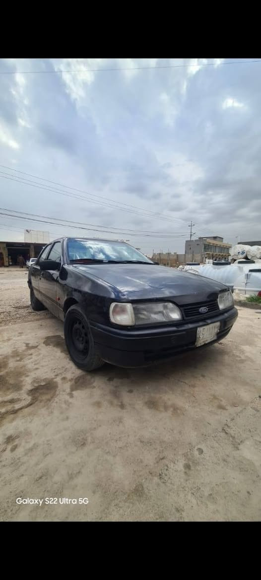 السلام عليكم . سياره للبيع فورت سيره موديل(1991) كير شرط مكينه نضيفه شرط تحريكة معدل فول شرط التحويل 
و السنوية مالتها 2029  
والسعر 17 وبيها مجال حك جيتك 
وللتواصل *********** العنوان موصل
