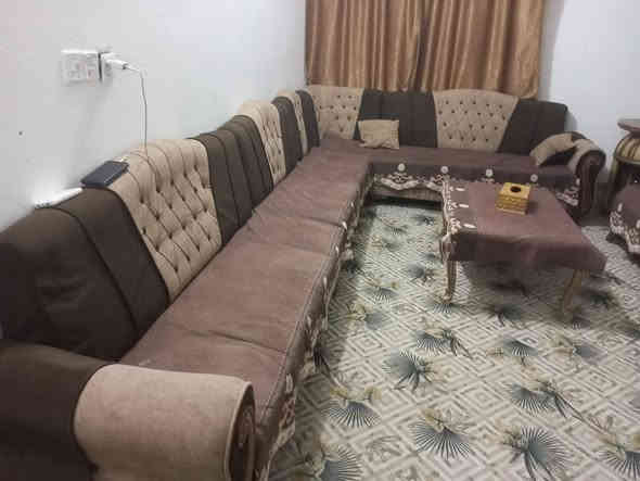 ديوان نضيف 10 مقاعد مابي اي ضرر البيع مكاني بغداد معامل بستان سامي سعر 150 وبي مجال ع رقمي ***********
