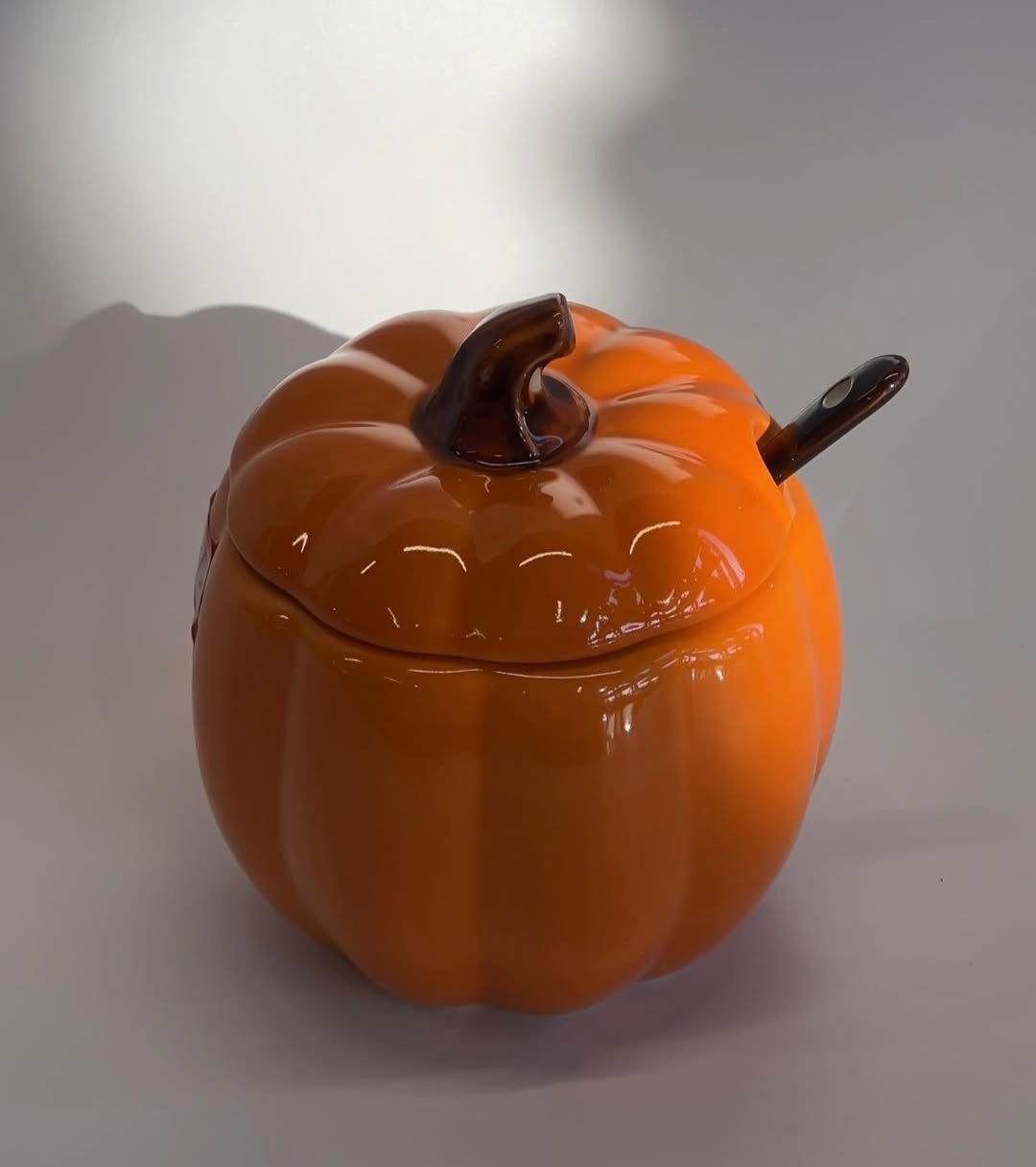 ئەم بابەتانە بەردەستە.
.
***********
تەنها جوملە
