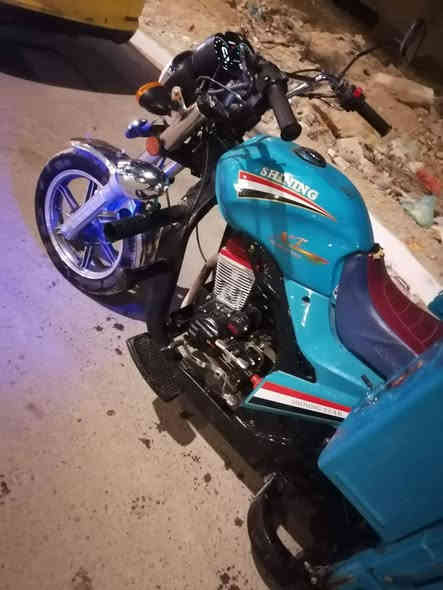 سلام عليكم عندي ستوته دولفين للبيع مديل23 اوراق أصولي ستوته مكفوله من كلشي ستوته جديده مكينه مامفتوحه مكان كربلاء سيف سعد حي الاطارات سعره مليونين 750وبيه مجال الشراي يتصل على الرقم *********** كربلاء
