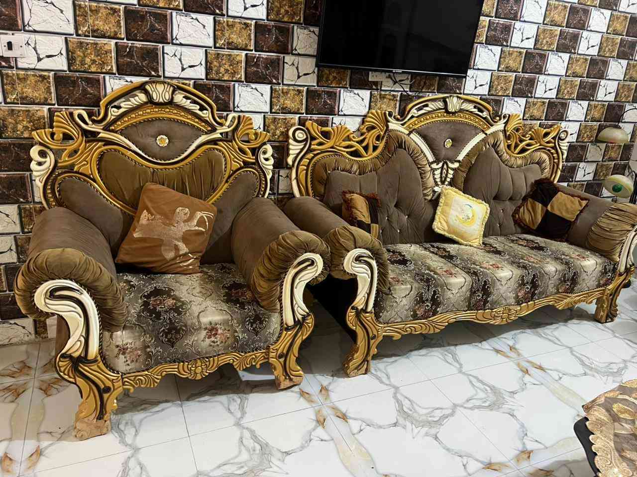 سلام عليكم تخم البيع سعر 600 وبيه مجال


**إذا كنت صاحب هذا الإعلان وتريد حذفه لأي سبب، رجاءا أرسل رسالة إلى الدعم الفني**