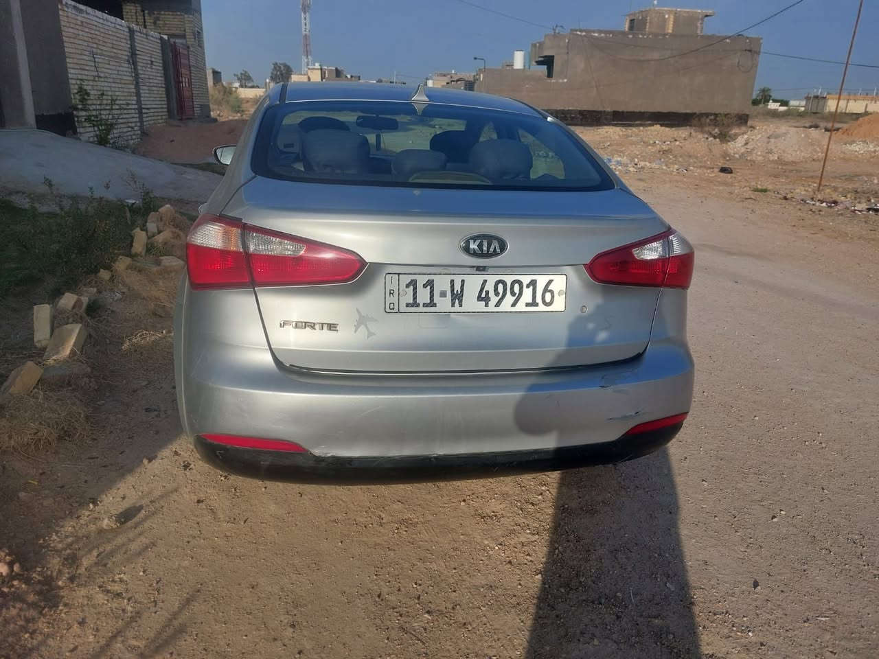 السلام عليكم فورتي امريكي موديل 14 رقم بغداد كهربائيات كله شغاله تبريد شغال بيه 3 قطع بدون دواخل السعر 100 وبيه مجال العنوان بابل الحصوه ***********
