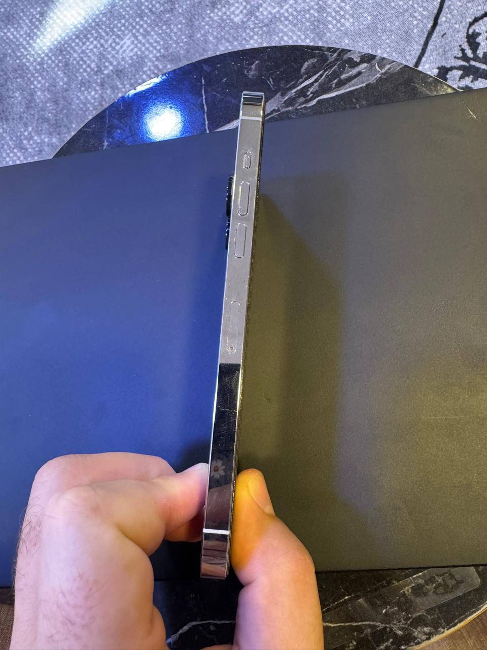 السلام عليكم 
ايفون 14 برو ماكس 
ابيض مكفووول من الشخط و الزلغ 
256 ب 93
دبل خط نسخة ZA
البصرة 
السعر بكيفك


**إذا كنت صاحب هذا الإعلان وتريد حذفه لأي سبب، رجاءا أرسل رسالة إلى الدعم الفني**