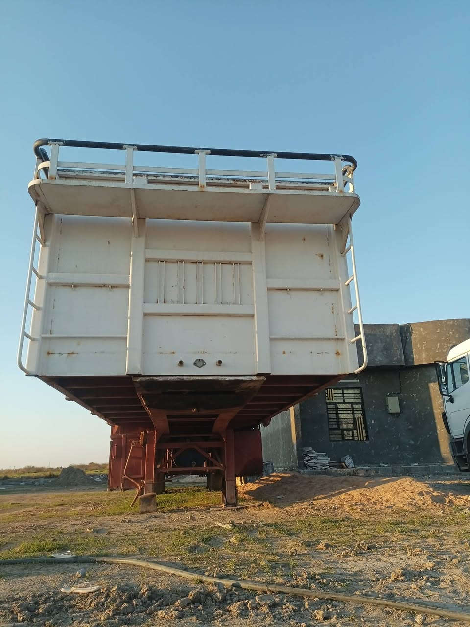 عربانه حداديه شاصي 16 اطول 12ونص ارتفاع البدي متر و 65
السعر 65
=
***********
