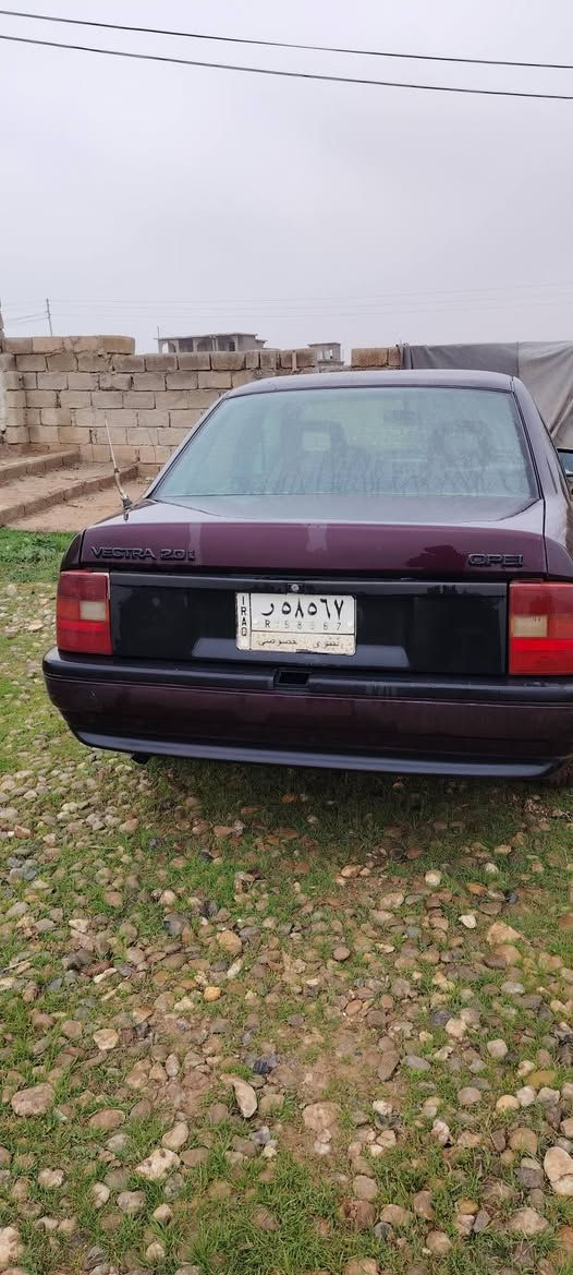 السلام عليكم فكتره 20 موديل 92 رقم الماني شرط تحويل  اسعر 35 وبيها مجال رقم الموبايل ***********
