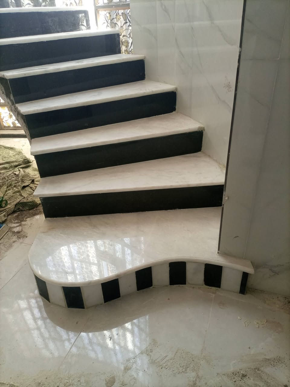 خلفة سيراميك أرضي جدران بايات درج لوح شغل درجة اولى كربلاء حسينية ***********,,***********
