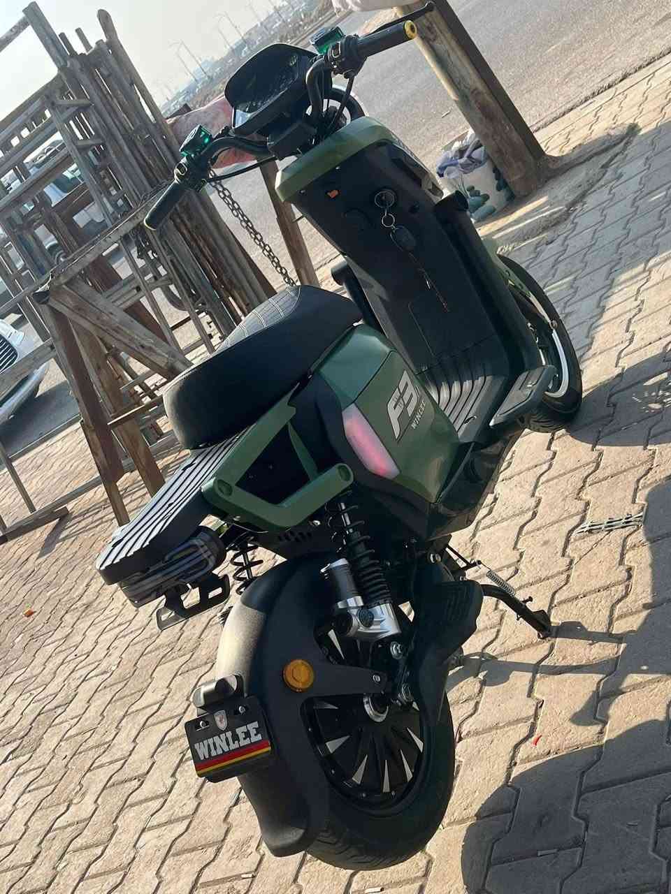 سلام عليكم
دراجه شحن F3
دراجه كلش حلوه جديده
قشرهه جديد اي عيب مابيها
لايتات و ليداد كلها سليمه
سويج و بصمه و كارت كلها موجودات
بطاريات جديد دبل 
سعر 600   بيها مجال 
مكانه كركوك دوميز 
رقم ***********
