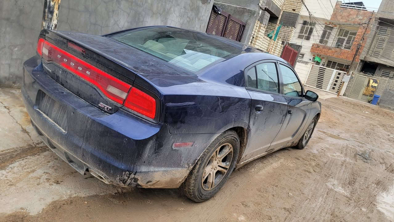 السلام عليكم  جارجر موديل ١٤ وارد أمريكي جاملغ وبنيد وباب بيه رش صبغ مكان السياره بالحله رقم بغداد دولي تحويل مباشر بسمك السعر ١٢٨ 
 جاهزه من كلشي كير ومكينه وحداديه وتبريد كله كفاله مكينه ٣٦٠٠ 
***********
